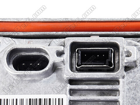 Zoom on the connector of the Xenon ballast for Land Rover Range Rover Evoque